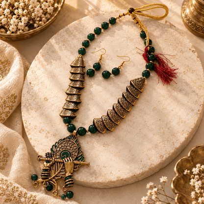 Emerald Heritage Statement Jewellery Set